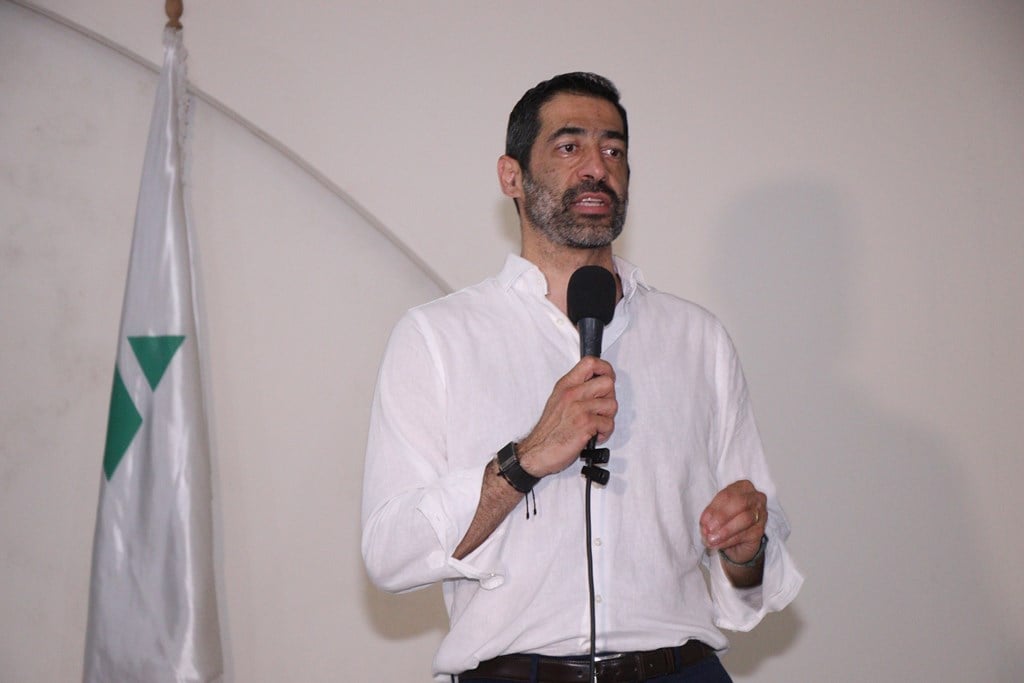 حنكش: نزع السلاح أصبح ملحّاً وتجديد إقامة الشيباني يضرب هيبة الدولة